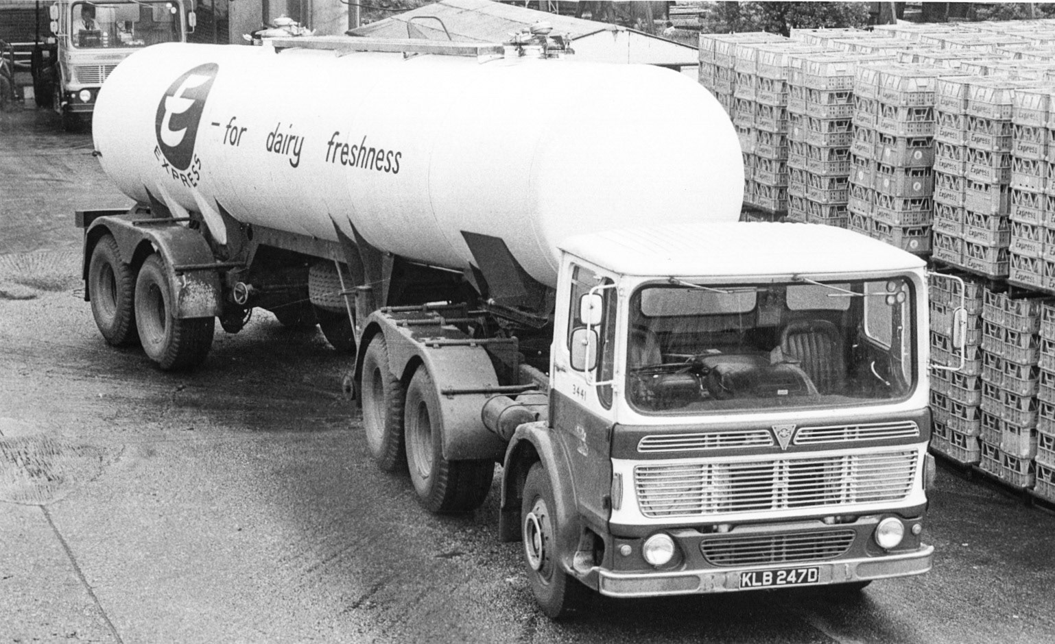 1966 Reg. AEC Tanker KLB 247D, Co: 3441. (Courtesy Paul Luke)