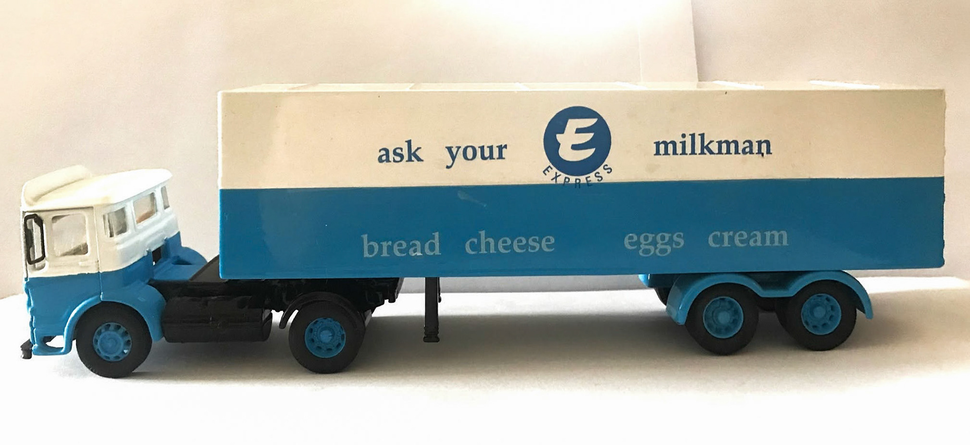 2026 Rear-loading AEC artic model (Courtesy David Hawkins)