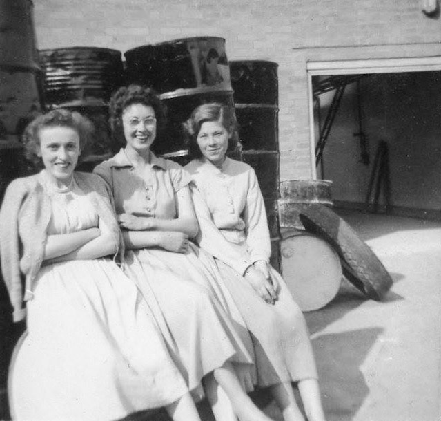 Minsterley Three Girls. Monica comments "Marg Yapp (Delves) and her sister Jean (Broome) and Sybil Webster (Browning)."  (Courtesy Monica Corfield, Pontesbury past and present FB Group)