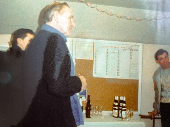 1983 Putney Depot. Allan Smith and his son, on the right, with Ted Iles behind. (Courtesy John Carey)