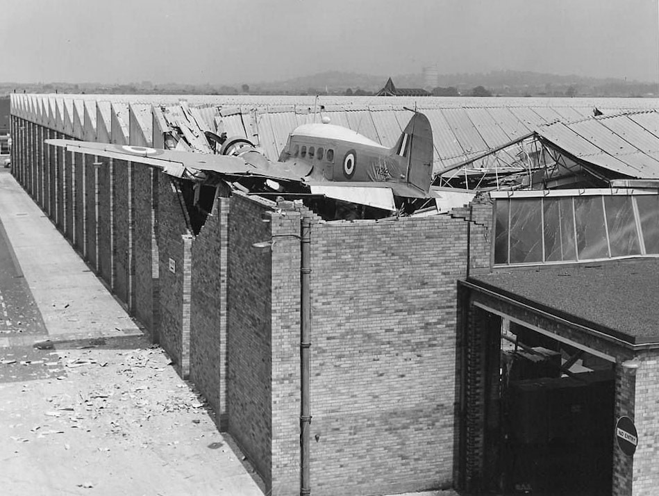 1960 (01 June). Avro Anson VV298. (Courtesy https://www.pprune.org/aviation-history-nostalgia/379570-egg-packing-anson-2.html)