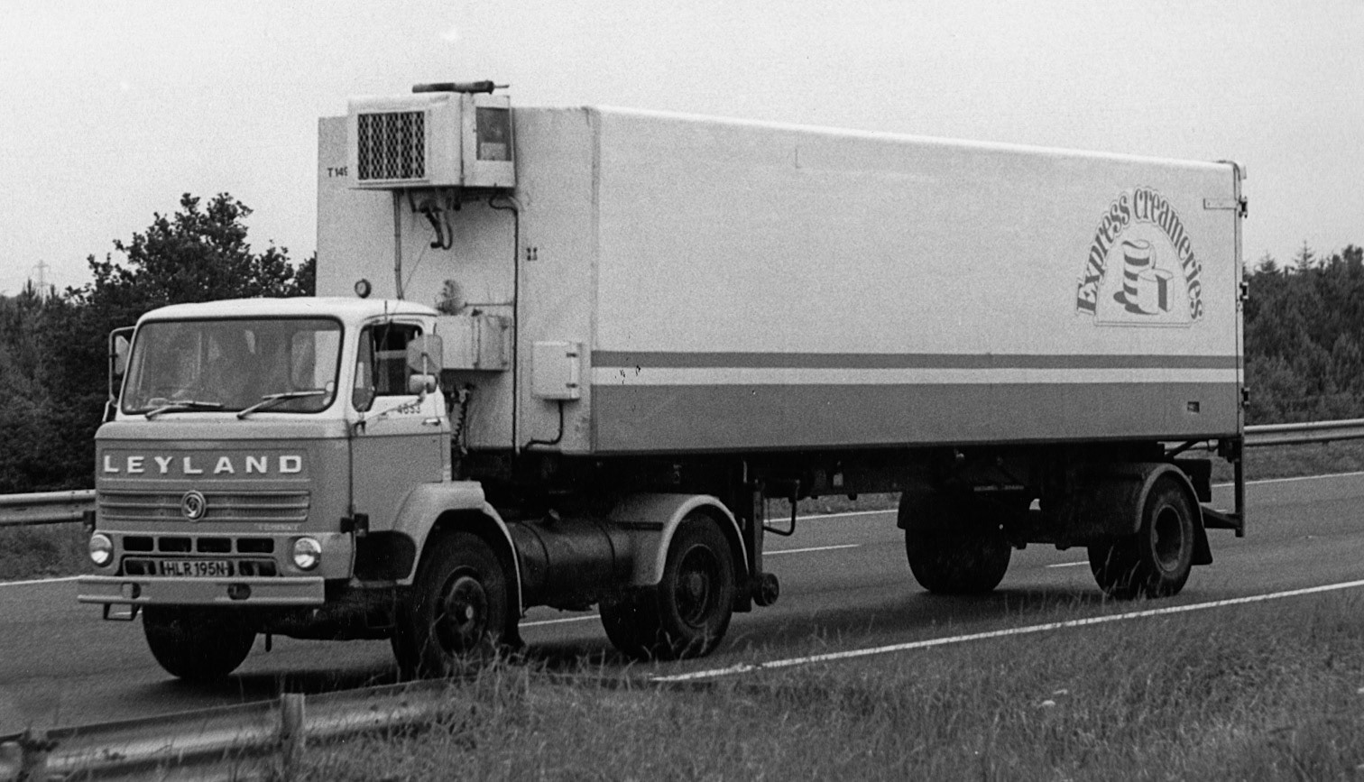 1970's Express Creameries Reg: HLR 195N (Courtesy Dave Fane)