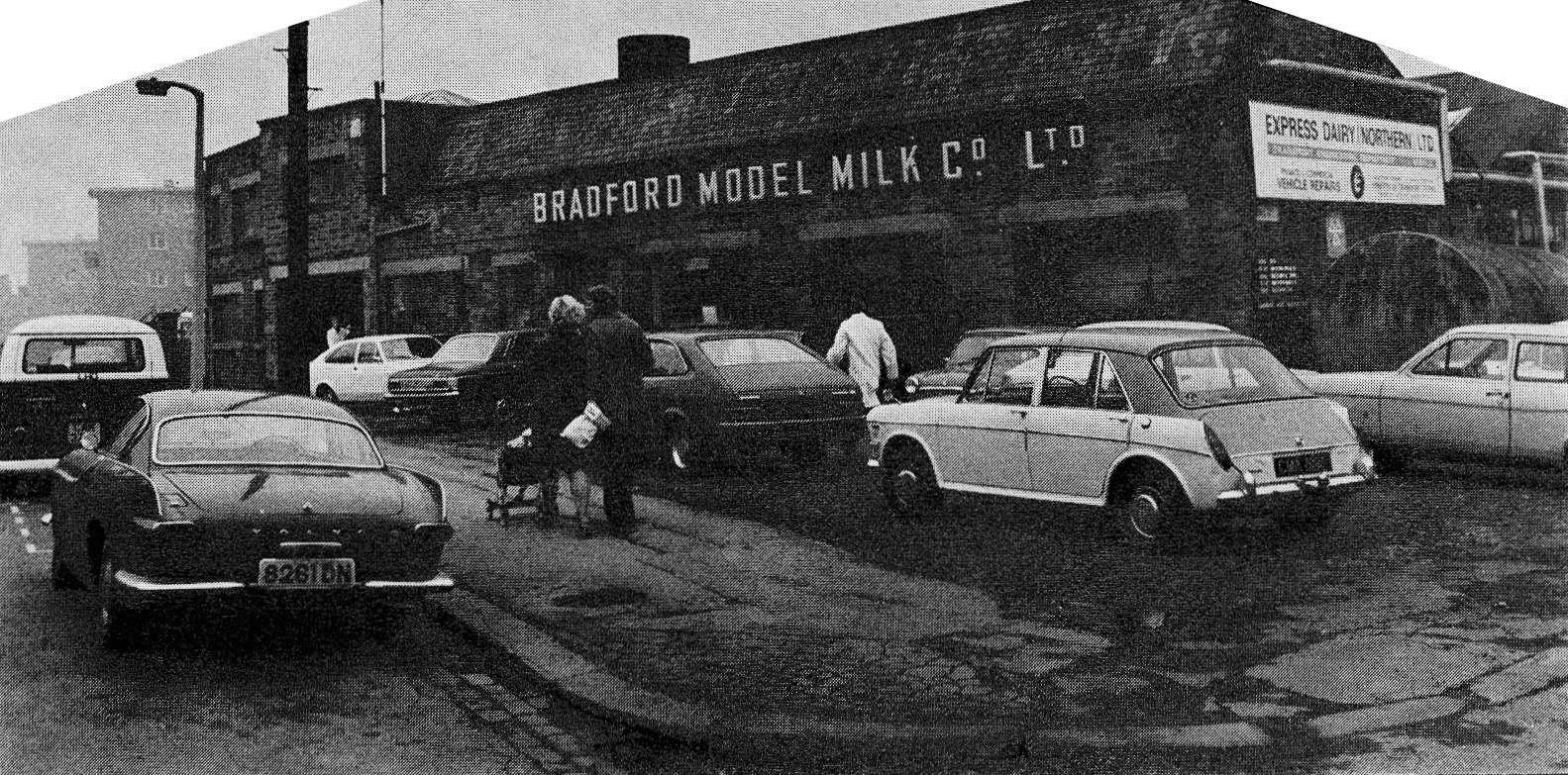 1976 Bradford Model Dairy 50th Anniversary. (Express News Christmas)