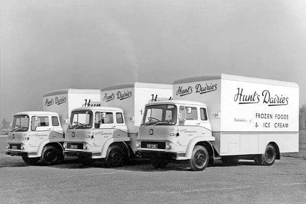1965 Hunt's Dairies frozen foods and ice cream trucks lined up. (Courtesy www.huntsfoods.co.uk)