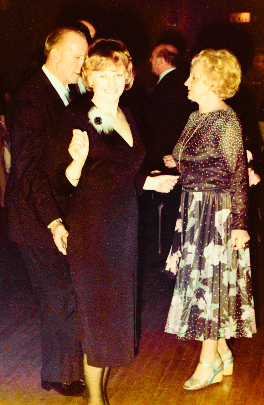 Malcolm Williams identifies "Bert Evans on the left". Cheryl Pugh identifies "My beautiful mum Doreen Bishton". Janet Pitcher adds "My Nan and Grandad". Lorraine Fletcher identifies Edna Evans on the right "(my grandad's sister's daughter)". (Courtesy Joe Lyons)