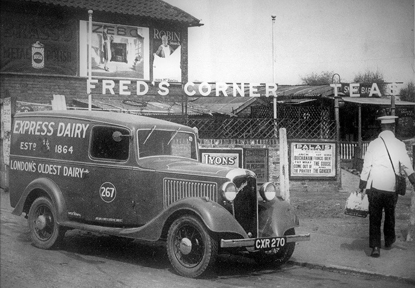 1936 Introduced in mid-1933, the Bedford, six-cylinder, 8cwt van could be bought as a 12hp (ASYC) or a 14hp (ASXC). This one-off for the Express was supplied by Spurlings, at a net cost of £132 17s 6d, and registered on 17/4/36. Seen delivering to Fred’s Café, somewhere in the Bromley area, the local Palais is advertising the British musical film Come out of the pantry, coupled with the American ‘romcom’, The Goose and Gander; both made in 1935. After a mechanical overhaul in January 1939, it was sold three months later. (Courtesy The Express Dairy Motorised Fleet, Allan Bedford, Heritage Machines)