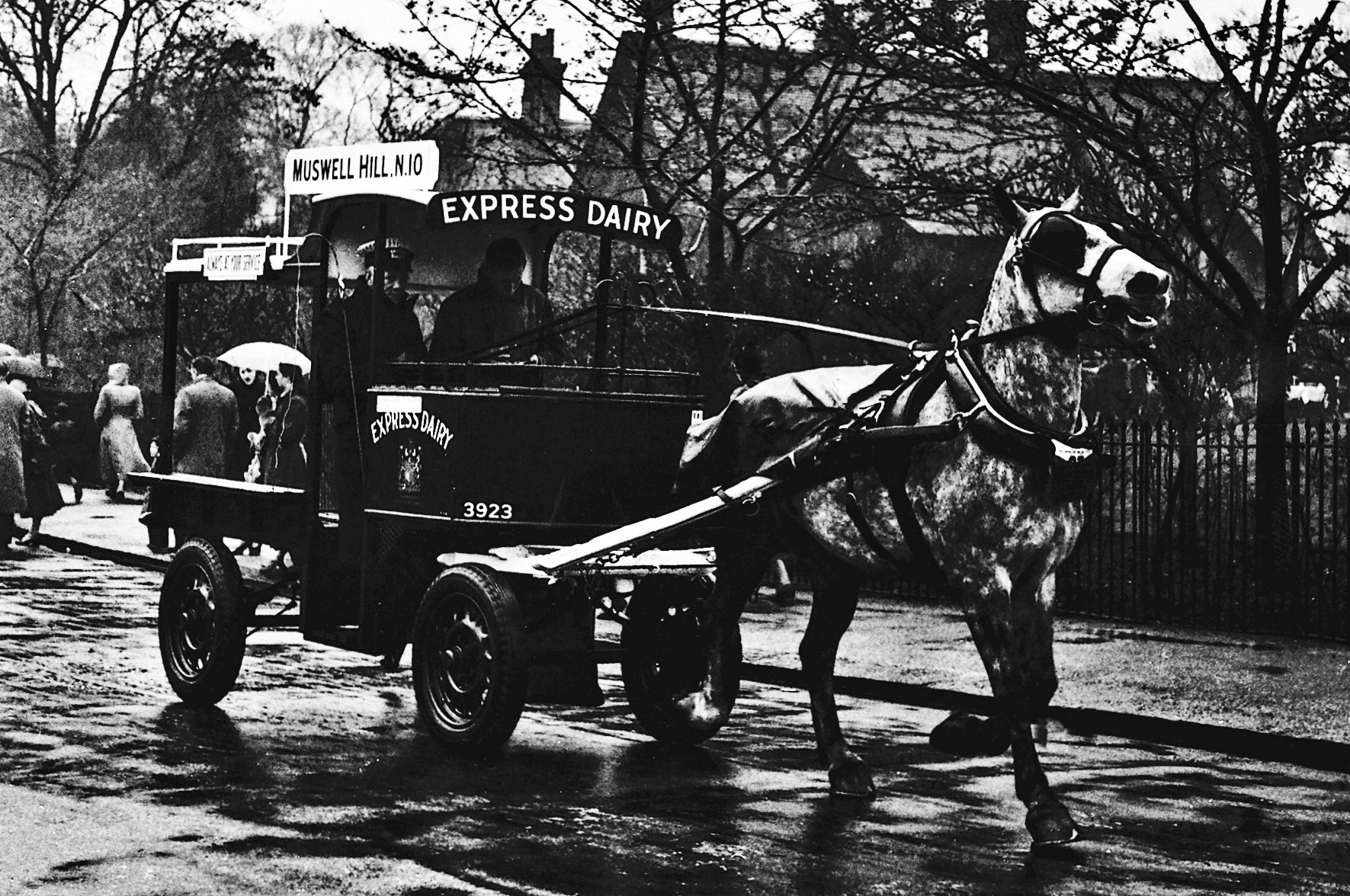 1960's? On parade from Muswell Hill. (Courtesy Dave Fane)