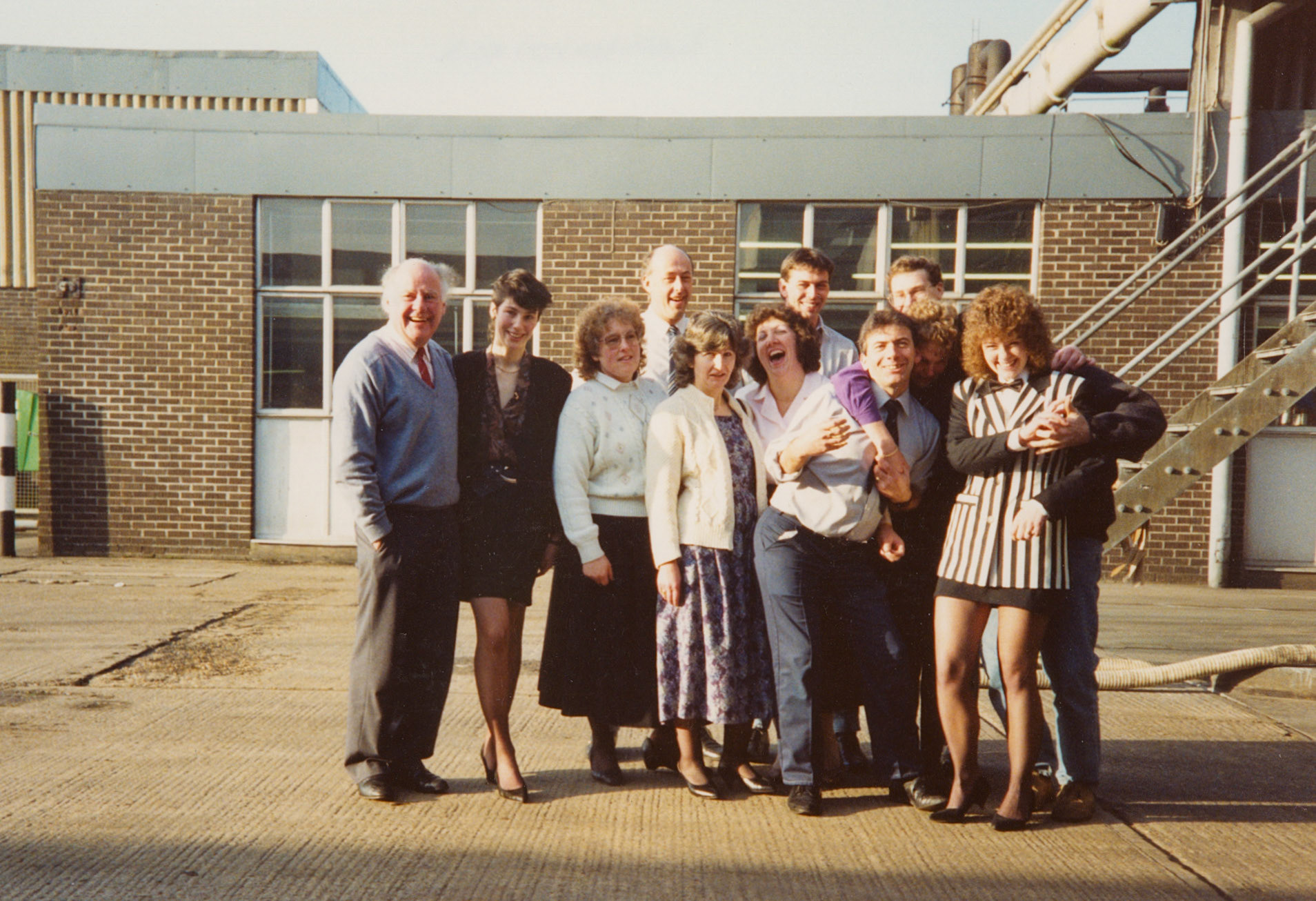 1992 Honiton Last Day, January 10th:  'Labbies' Tony Moxon, Peta Wakeham, Annette ?, Graham Luxton, Hazel Stapleforth, Sheila Webber, ? Derek Carter, Vicky Maynard, ? Steve Gerry and Wendy Hawker (Courtesy Wendy Hawker)