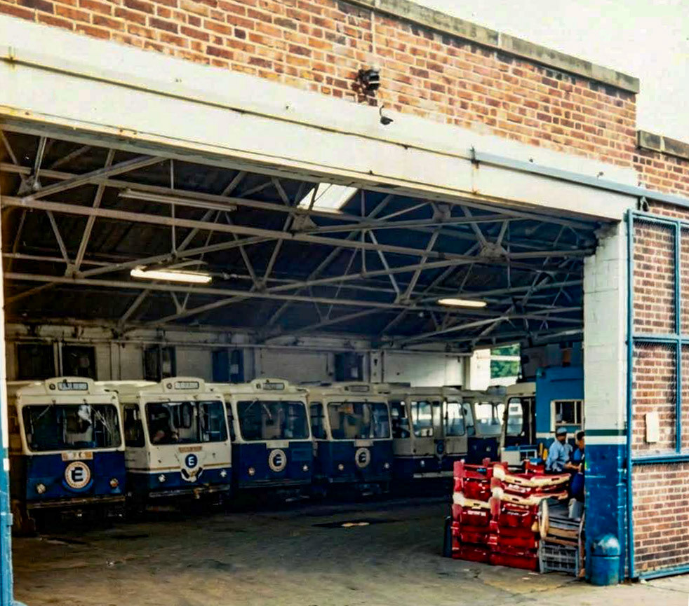 1980s Orpington Depot. Chris Austen comments "In 1964, as an Assistant Area Manager, my office was at the Orpington depot". Terry Mercer remembers "...serviced the floats there from 1974 until it closed down". Pete Cook comments "My allocated round was the semi-retail 19, which was one of the rounds chosen to trial an 0430 start, a pain to get up in the middle of the night, but great loading up 👍". (Courtesy Paul Simm)