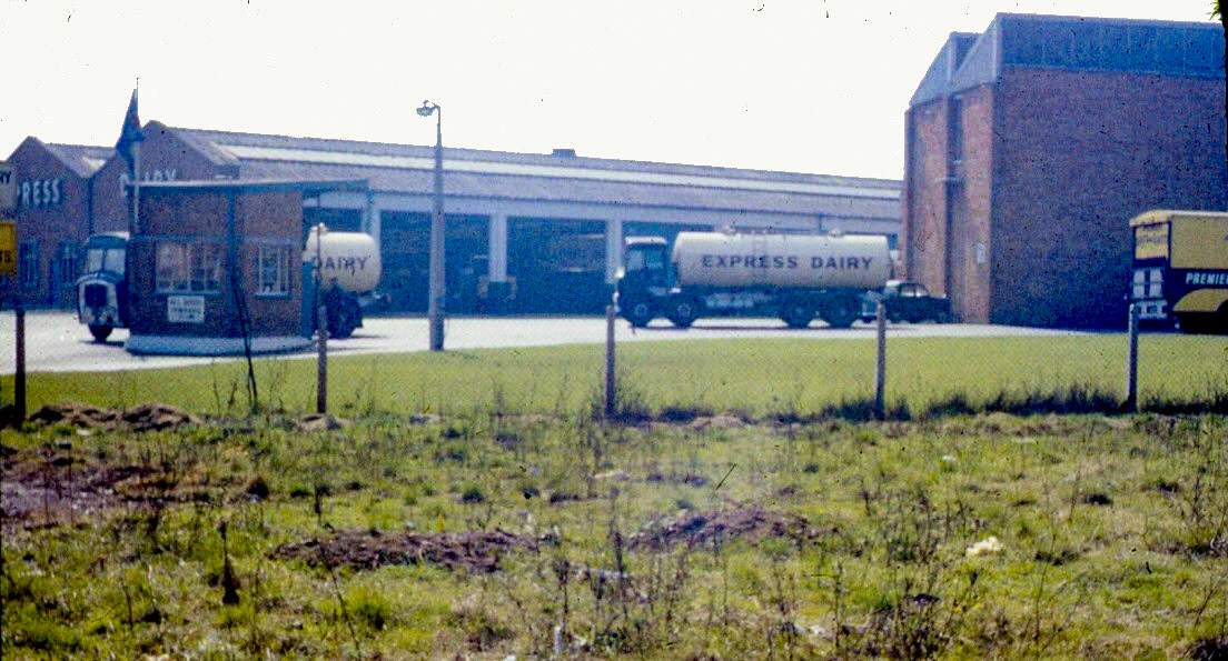 1960's South Ruislip yard with vehicle maintenance workshops behind. Raffaele Ralph Phillips comments "Pretty sure that's the maintenance garage in the background where l worked for some extra training after my apprenticeship at South Morden, Syd Hobbs and Billy Whittle were in charge of the workshop back then in the late 70's." Pete Brewster comments "Remember it well. Truck wash around the back." Paul Batchelor adds "Hi Paul I’m sure I remember you at South Ruislip in the offices on the lower site. I used to go there mainly on Fridays to meet up with Terry Mason and the girls in the office were Sam, Debbie and Sheila at that time."  (Courtesy Sandra Lee's Shoppe, eBay)