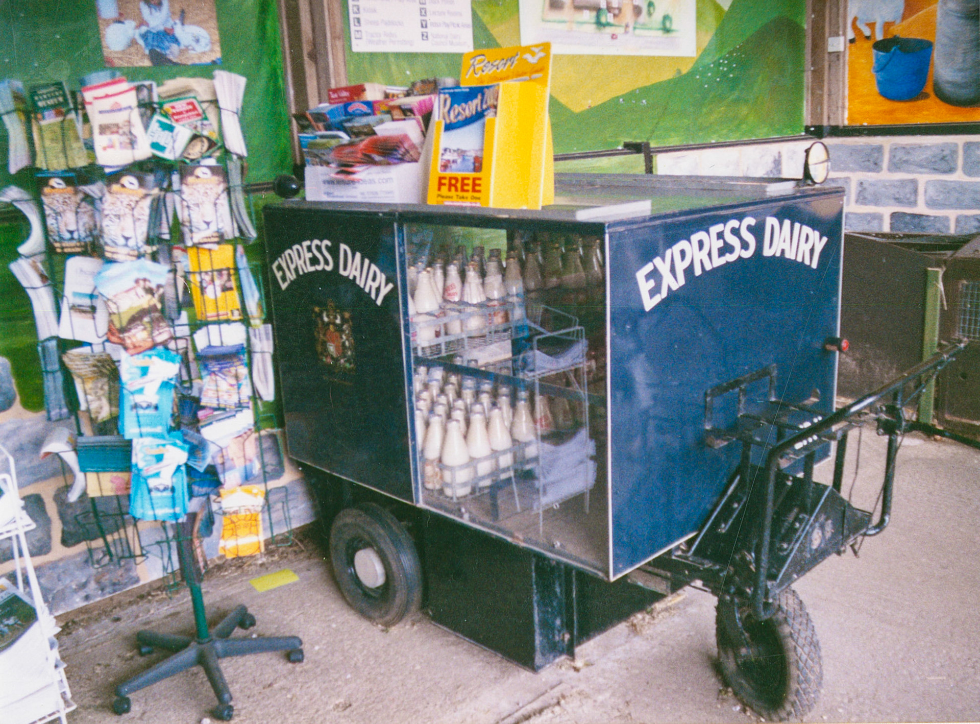 Electruk electric Hand Cart, made by T.H. Lewis, Dairy Museum, Londown Farm, Hampshire. (Courtesy Paul Luke)