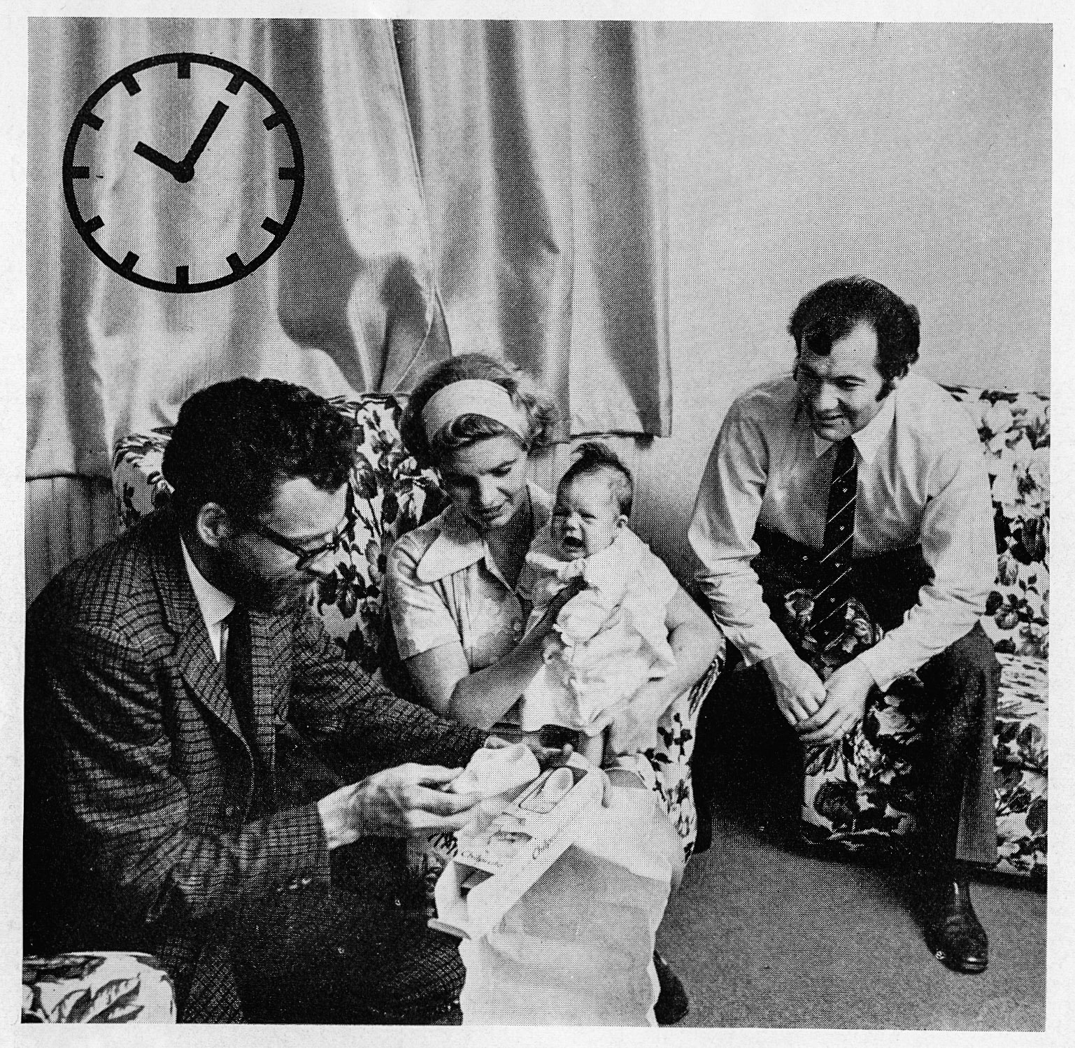 1973 WYN ROBERTS with ADAM MCCARTNEY (Staplemead Manager) and wife Catherine (ex Cuddington) and their daughter Sally.)