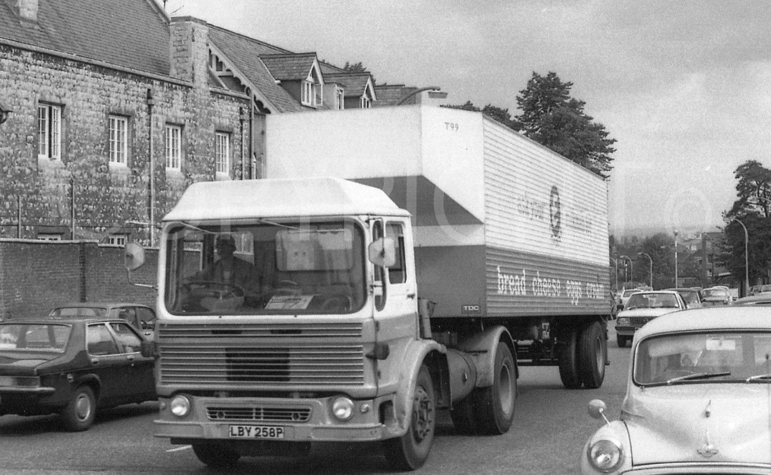 1975 Reg LBY 258P (Courtesy Michael Aldread)