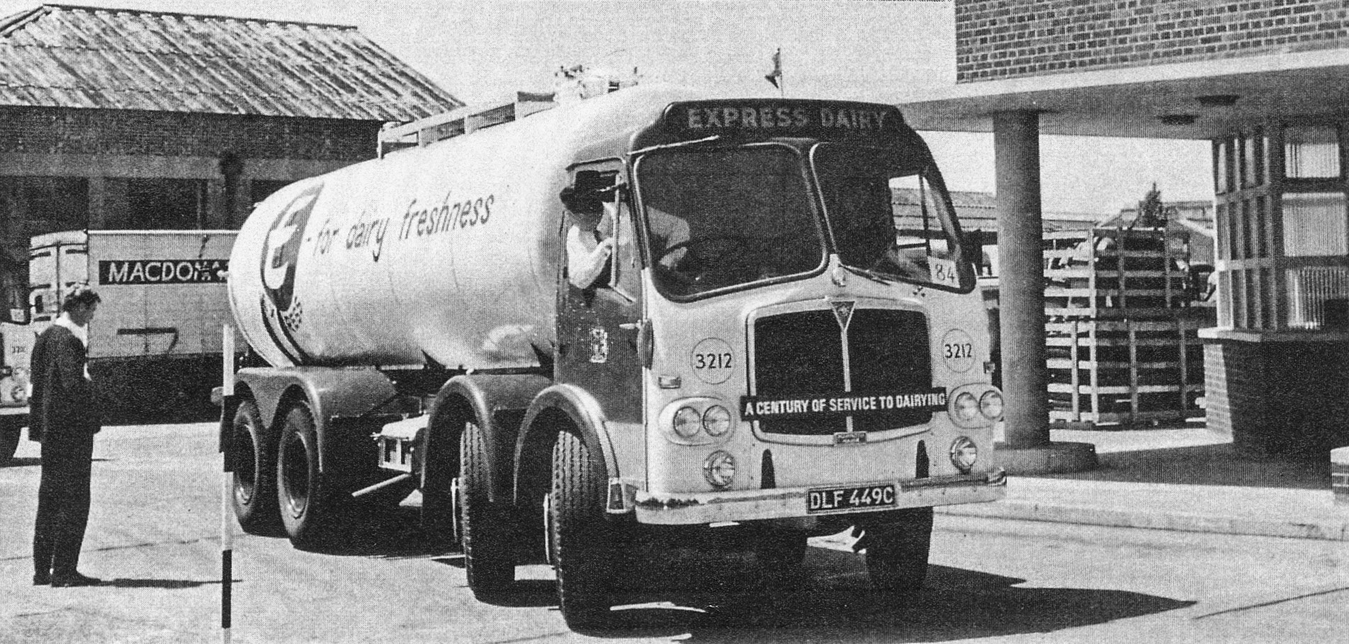 1966 Tanker DLF 449C, Co. No. 3212, at AEC works. (Courtesy Paul Luke)