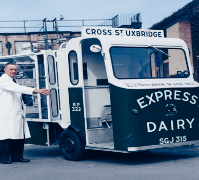 Uxbridge Depot SGJ 315, colourised version by Matt Alt-Marsh.