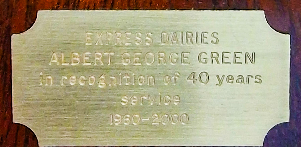 2000 Wall Clock presented to A.G. Green for 40 years service. David John Albiston comments "Bert was a good friend of my Dad Denis. Always helping each other out and Bert was my Rota Foreman at Bromley; I learnt a lot from Bert. Thanks Mate." (Courtesy Albert Green)