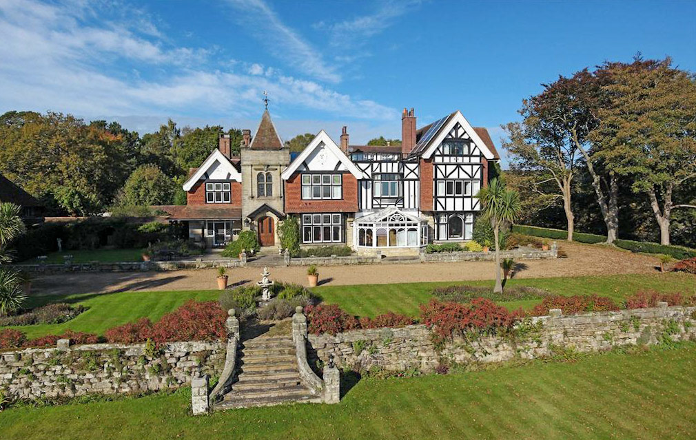 2019 Snape House: the south front. (Courtesy Landed families of Britain and Ireland)
