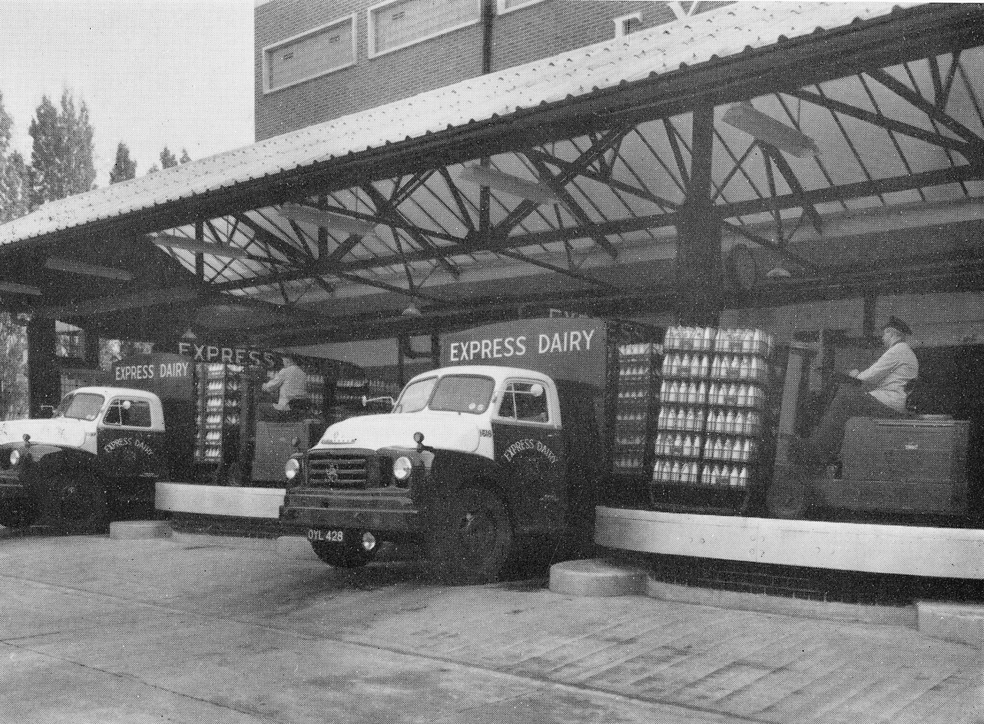 1955 South Morden-Front Loading bank and cold store behind (Image from Official Opening Brochure, courtesy Paul Luke)