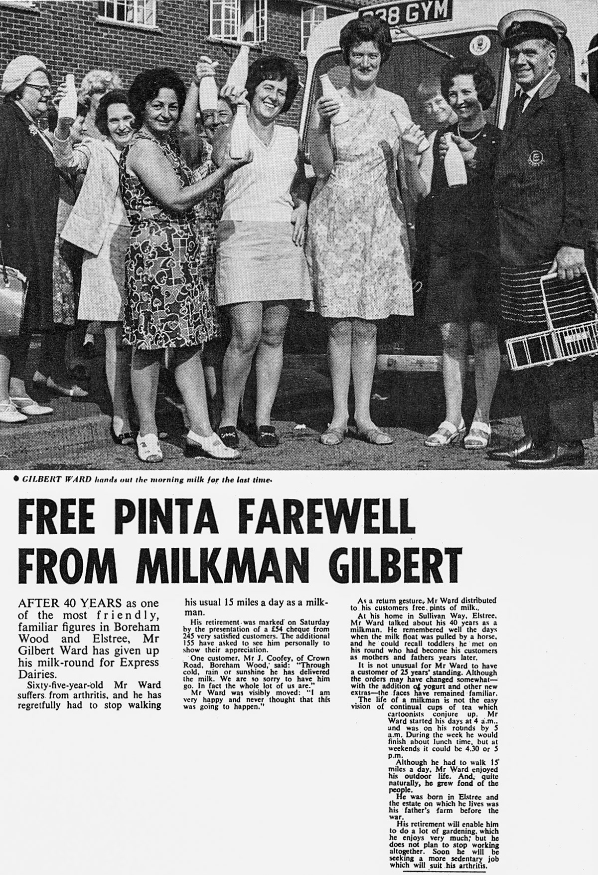 1971 Borehamwood milkman Gilbert Ward retires after 40 years. (Express News Christmas)