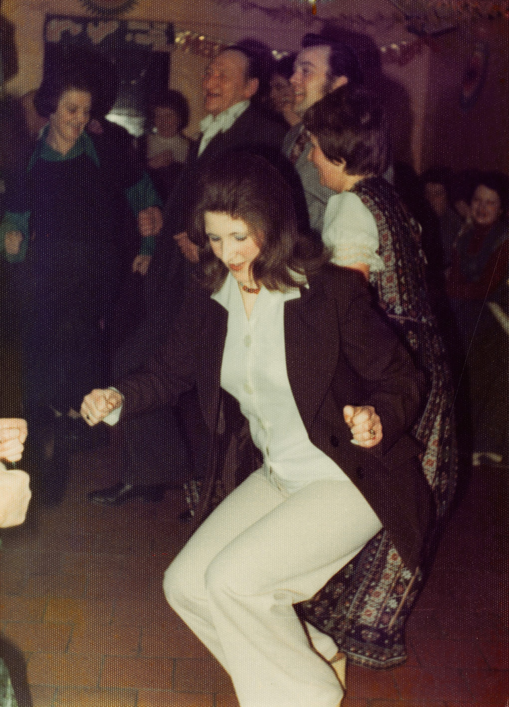 198? Minsterley Christmas Party. Ben Samuels comments "Mary Edwards doing the 'twist'". Elaine Pitchford adds "My dad Ken Roberts x" (Joe Lyons Collection)