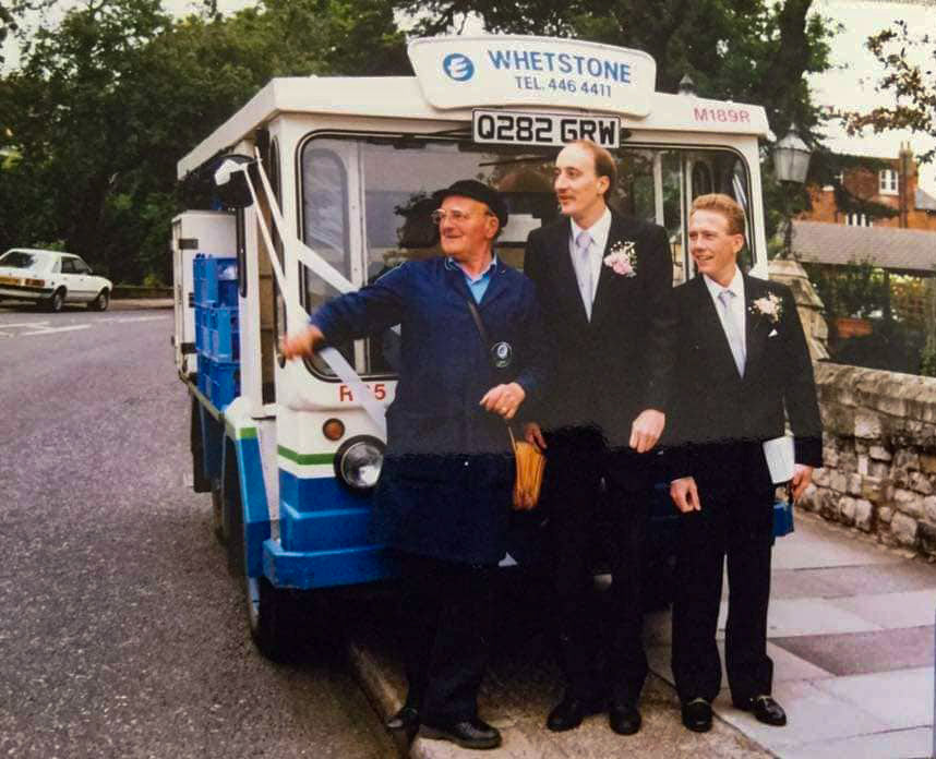Whetstone Mick Wheeler comments "Whetstone had a great Social Club, run by Albie and Trevor. Remember depot meetings-a few rolls, a few beers. And a decent manager. Great days." (Courtesy Michael Aldread)