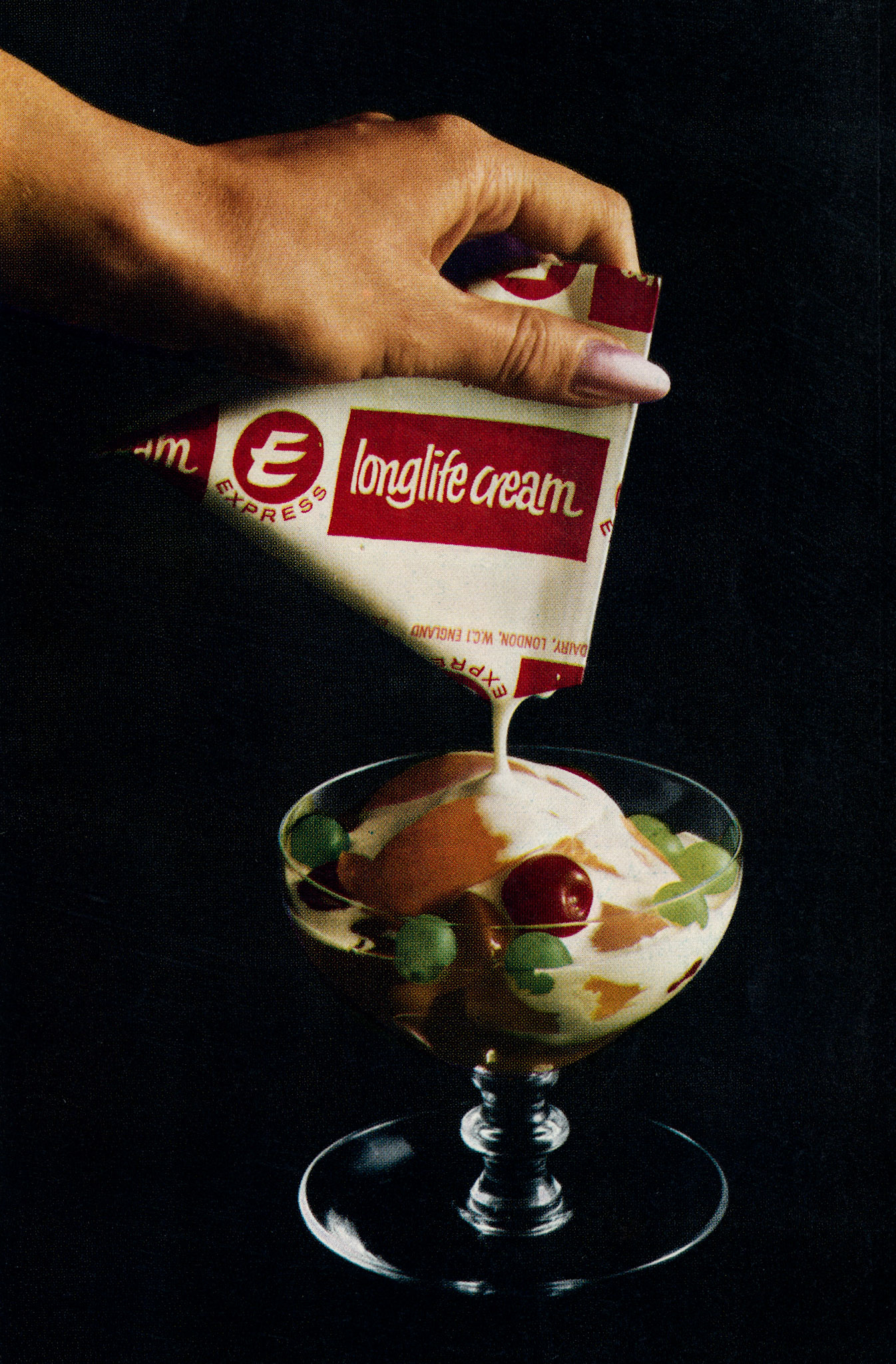 1966 Longlife Single Cream. (Express News Autumn &amp; Christmas)