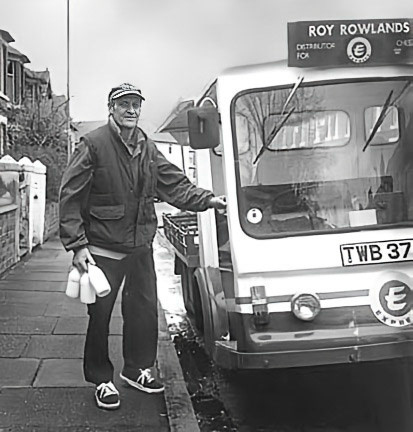 1980's? Roy Rowlands, The Hoole milkman, pictured at Lime Grove, Hoole, Chester. Colin Sheeham commented "My first job, he paid me in yogurt". Steve Howe adds "Photo by me, one of my faves from the Hoole Heroes school project" (Courtesy Colin Sheehan)