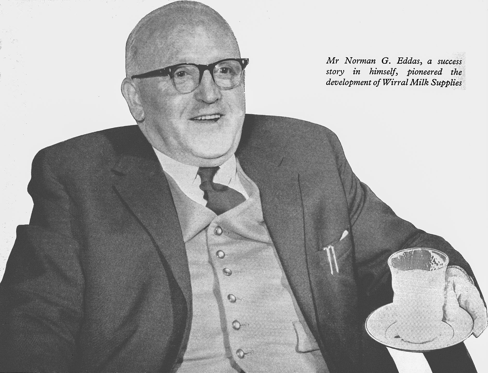1962 Wirral Milk Supplies joins Express, pioneered by Mr Norman Eddas.