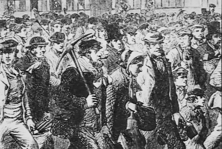 1890s London was expanding into the suburbs, with the expansion of the Underground system, and Express took the opportunity to build a network of suburban branches. (Express 125 Years video still)