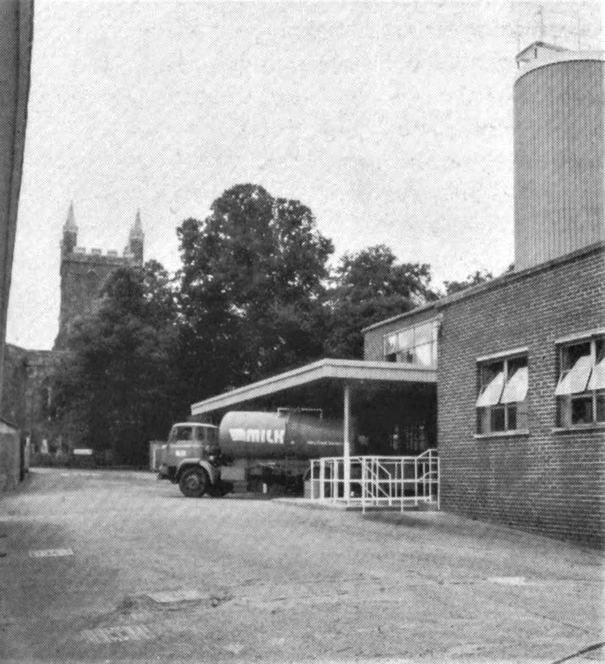 1980's Express Dairy, Crediton in the mid 80’s (Courtesy Leslie Cheriton) Tony Hearn comments "That lorry is still there waiting for sample to pass before tipping!"