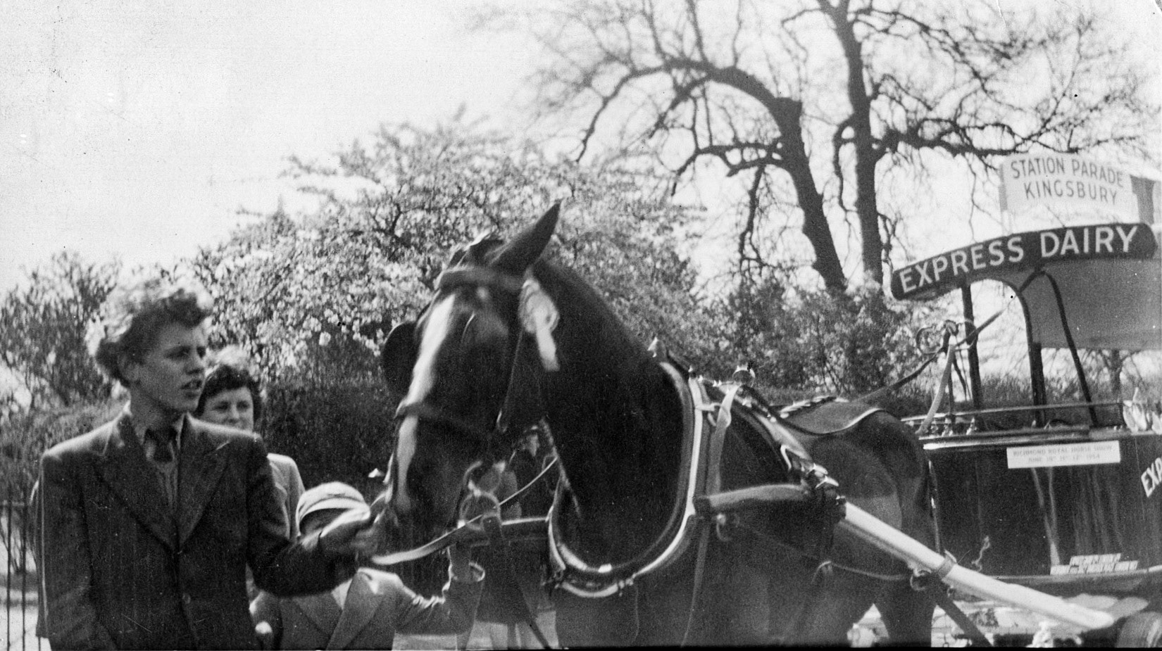 1960c Kingsbury, Edgware horse-drawn float in a parade. (Courtesy Dawn McGlen)