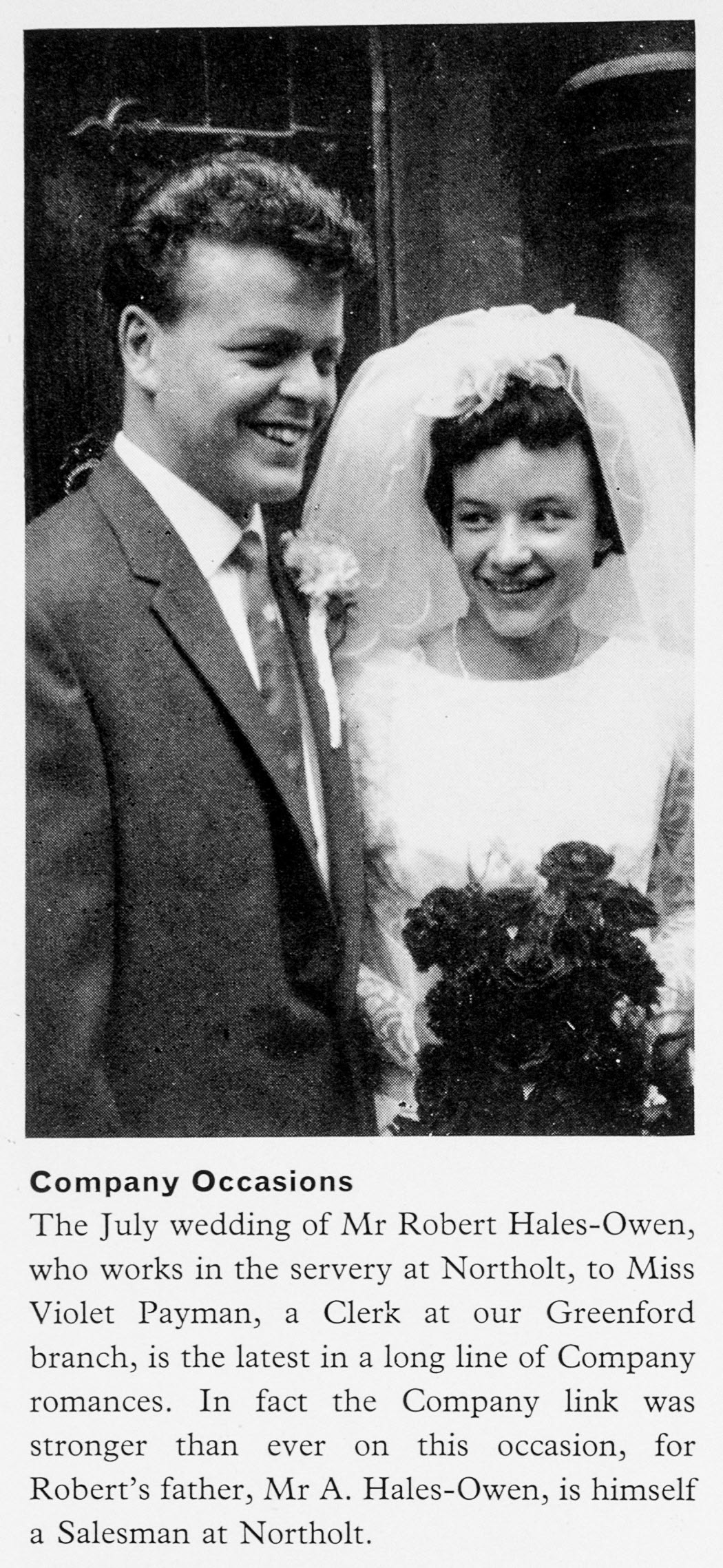 1962 Northolt Servery hand Robert Hales-Owen marries Violet Payman, clerk at Greenford branch. (Express News Autumn)