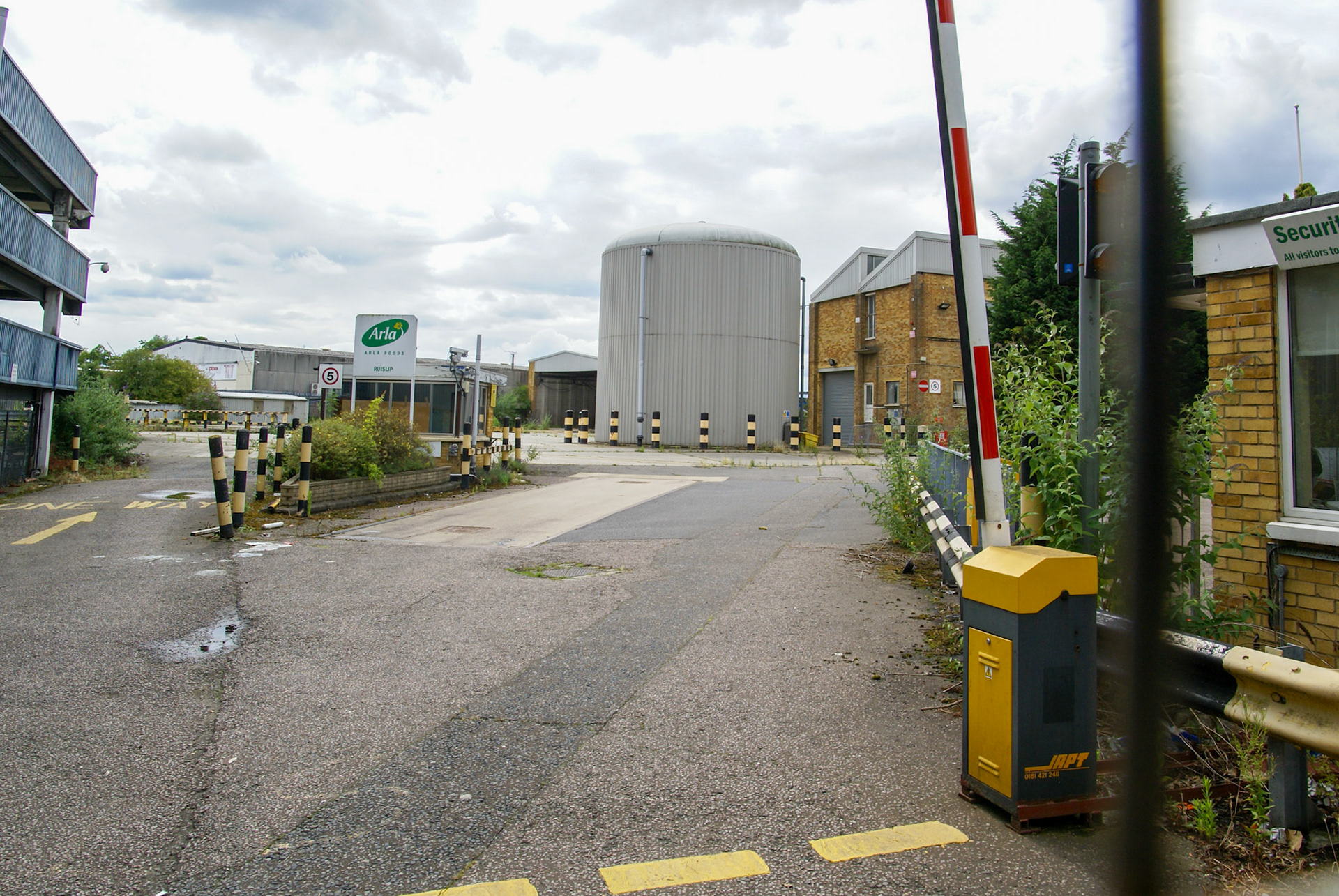 2009 South Ruislip site after purchase by Arla and closure