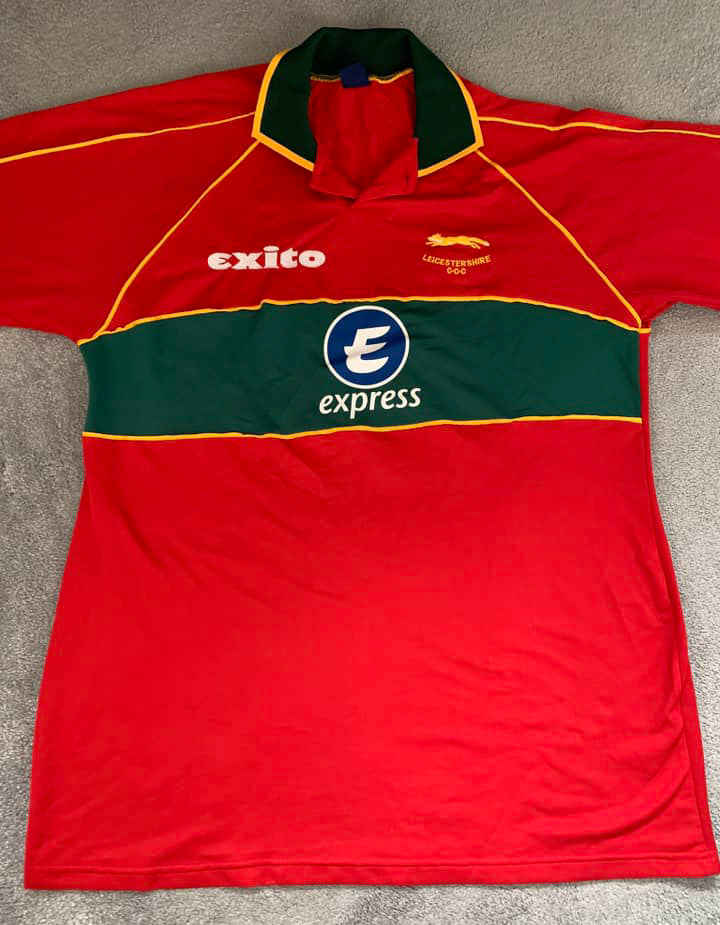 2001 Leicestershire County Cricket Club sponsorship from Express. Shirt worn by the one-day players. Jimmy Reid commented "That would have been Express Chilled Distribution as the milk processing dairy ceased to exist after being sold to Northern Dairies (Dale Farm) circa 1990." (Courtesy Adrian Wilson)