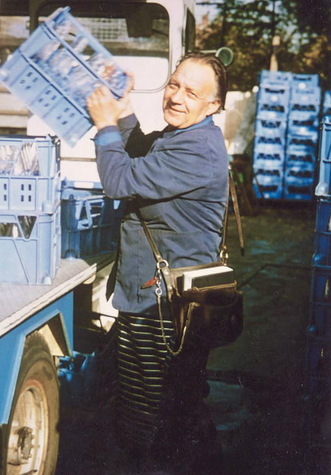 Abbots Langley. Adrian Grace comments "Here is my father Reg Grace who worked out of Abbots Langley, returning to the yard." (Courtesy Adrian Grace)