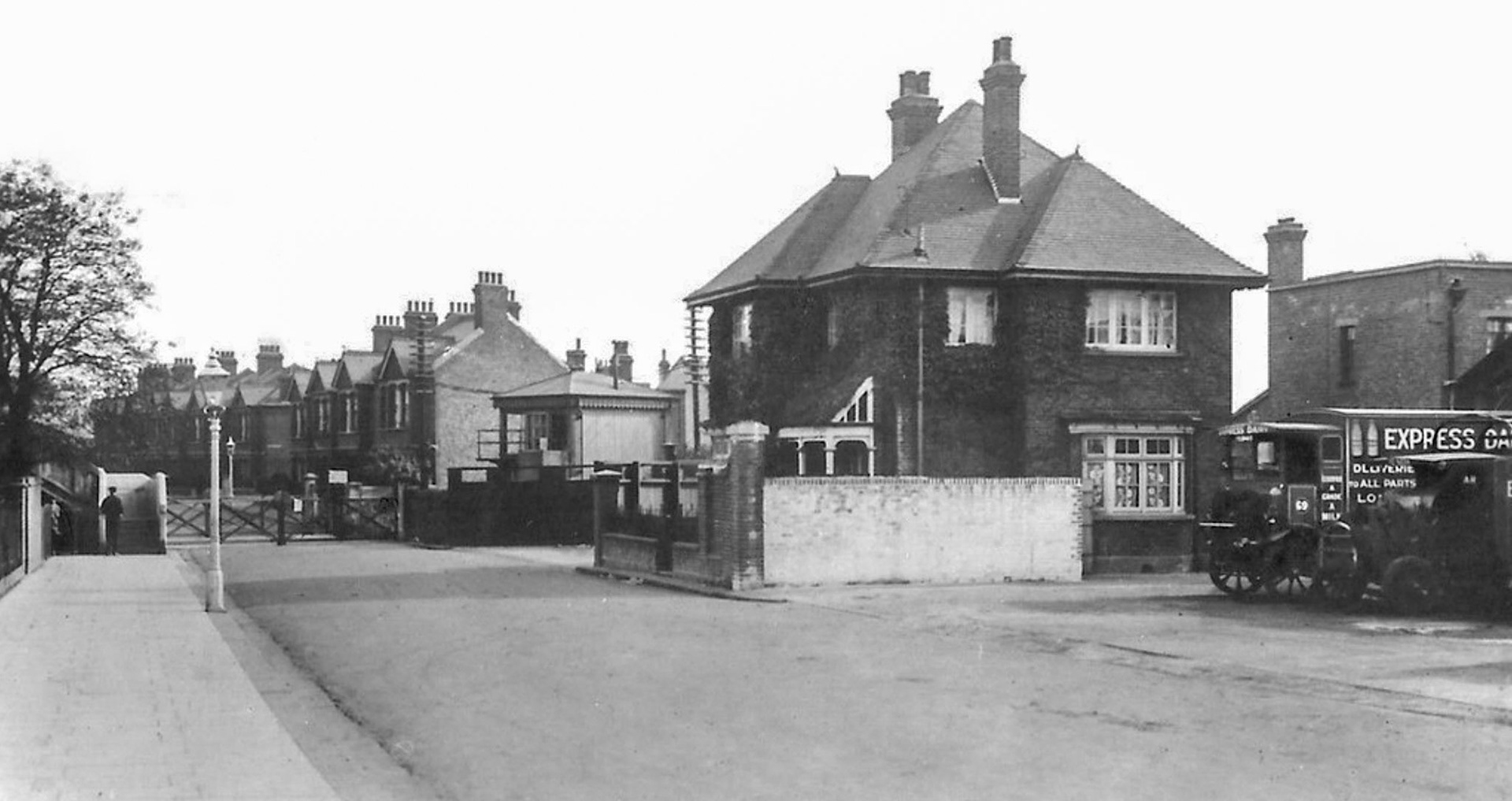 1930's? Bollo Lane looking south-east. Signalbox and level crossing. (Courtesy Chris Stanley)