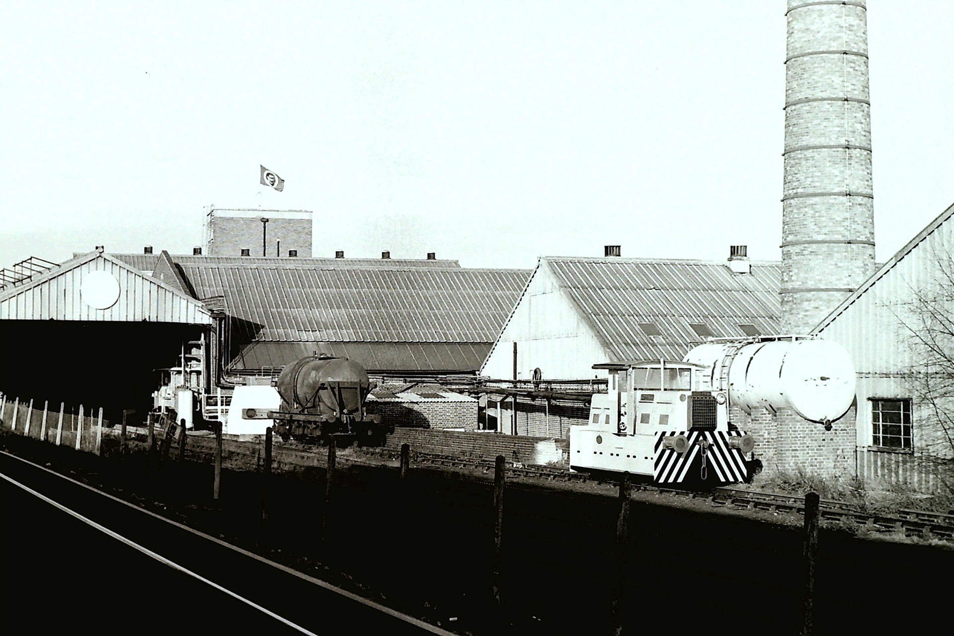 1970's South Morden rail unloading bay in operation. (Photographer Sam Jones)