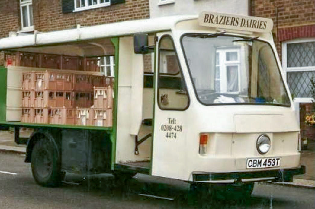 1980s? Braziers Dairies float, 1978 Reg CBM 453T.