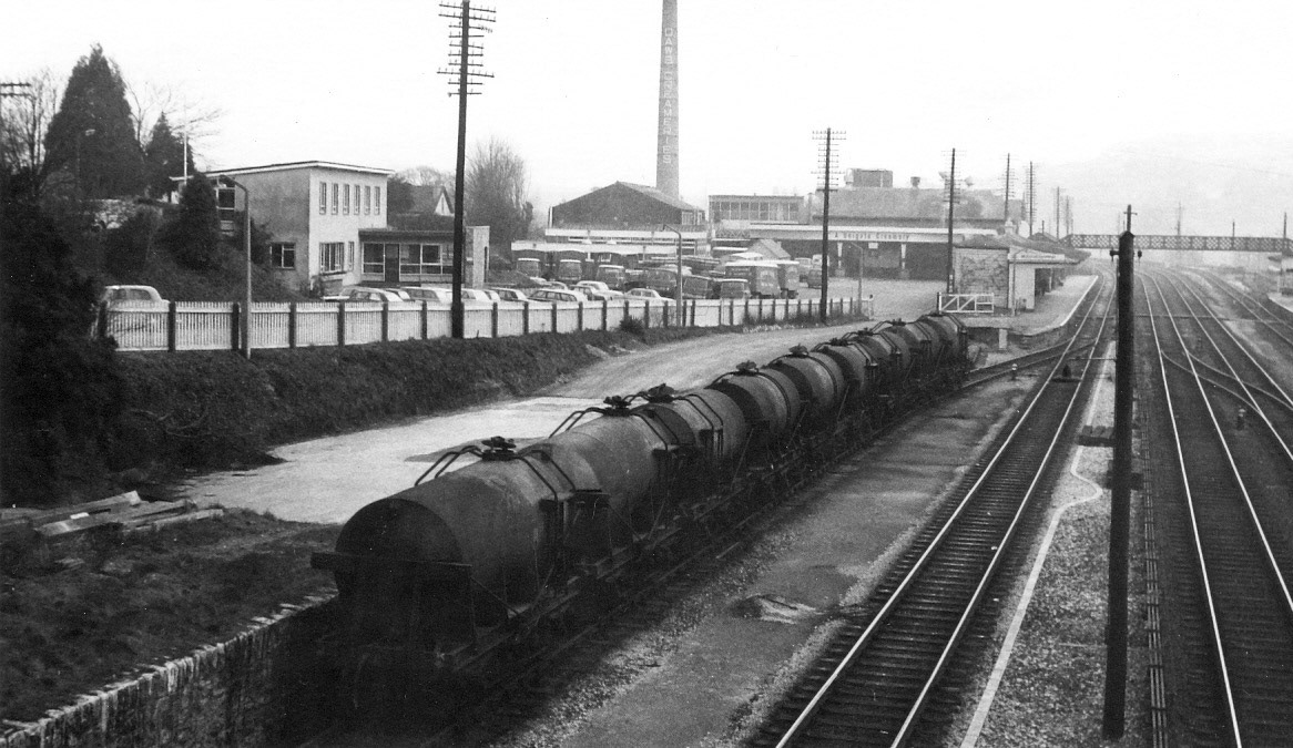 1970s? Unigate Totnes, who regularly sent milk up to London, including Express South Morden.