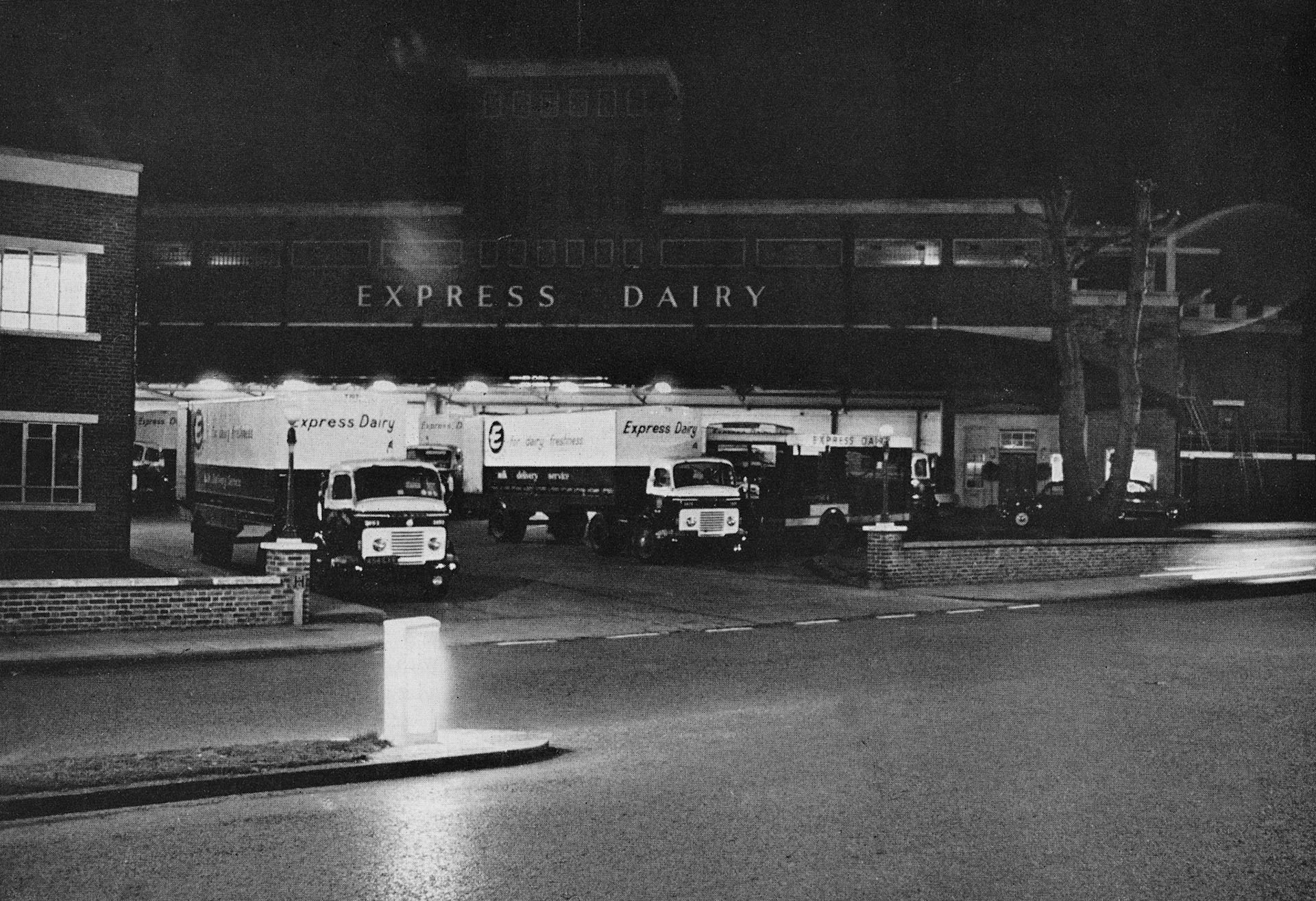 1966 Express night-time operations-South Morden Processing - 4 out of 18 vehicles make night deliveries to retail depots. (Express News Summer 1966)