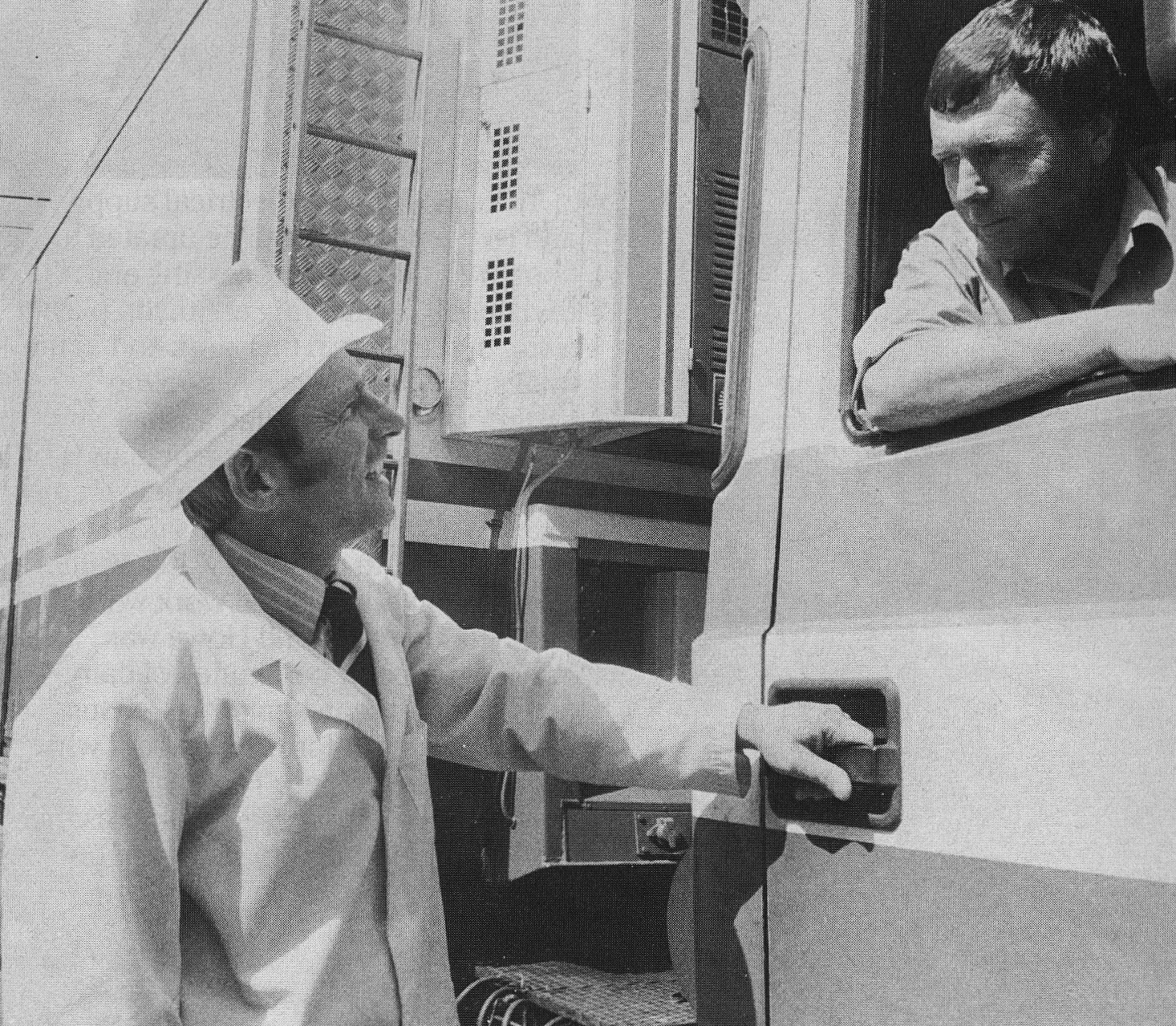 1986 Exeter Processing Peter Haywood talks to transport supervisor Mike Browning, in the truck.
