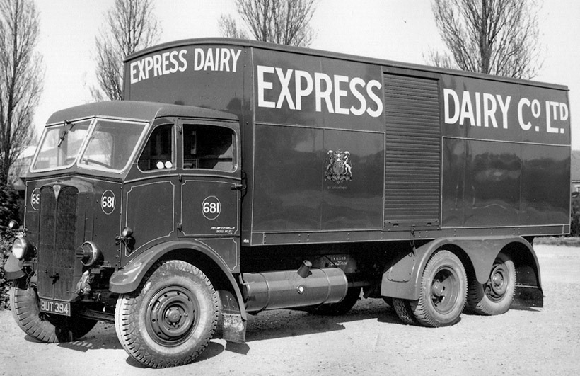 1939 This is something of a rarity, an AEC Mammoth Minor, chassis no 03662084, with engine no A173/1799. It was first registered in Leicester on 1/11/39, and purchased from Murphy Bros in the town in July 1944, for £3,500. This model was only listed between 1936 and 1940. In 1945, the box van body shown was built and fitted, and the cab repaired at cost of £389, followed by a mechanical overhaul at £609. In February 1947, it passed to Birds of Stratford, for £650 (Courtesy BCVM). (Courtesy The Express Dairy Motorised Fleet, Allan Bedford, Heritage Machines)