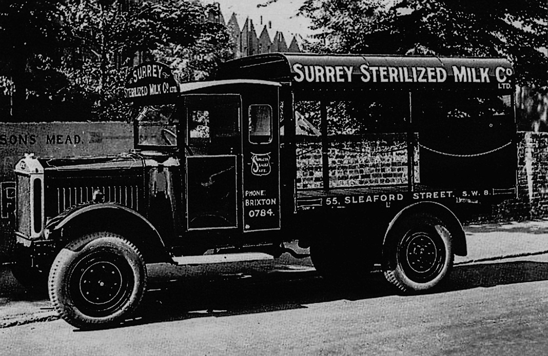 1920's Surrey Sterilised Milk Company, prior to Express Dairy takeover (Courtesy Dave Fane)