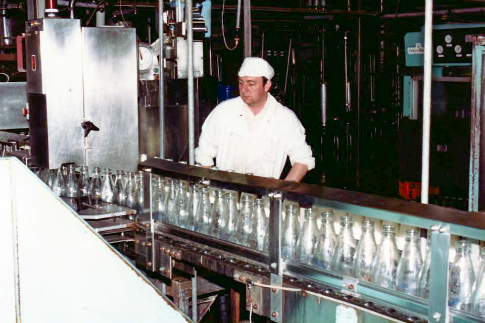 'Early Days' FB Album by Gavin Rainbow, Memories of Woodgate Farms Dairy