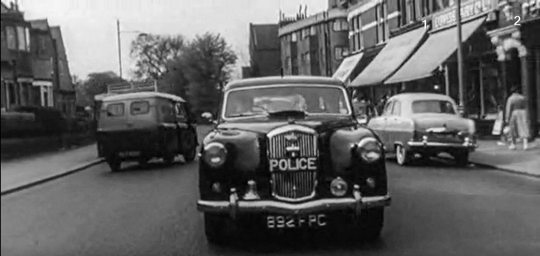 1962 Express Shop - Alan Bourke asks "Would anyone know the location of this Express Shop, possibly in the general areas of Muswell Hill or Ealing?" (Courtesy Alan Bourke)