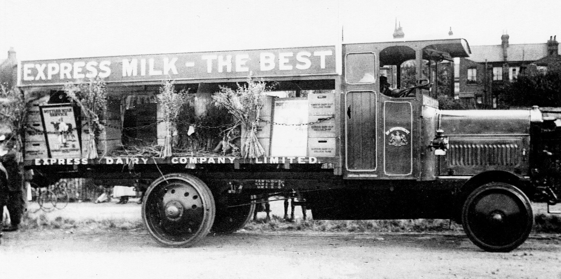 1920's A well-built chain-sided float body fitted with a substantial cab feature on this three-ton ‘RAF’ Leyland, dating from around the time that Walter Nell was appointed engineer and transport manager. The vehicle appears to have been decorated for a parade. (Featured in The Express Dairy Motorised Fleet, Allan Bedford, Heritage Machines, this image courtesy Paul Luke)