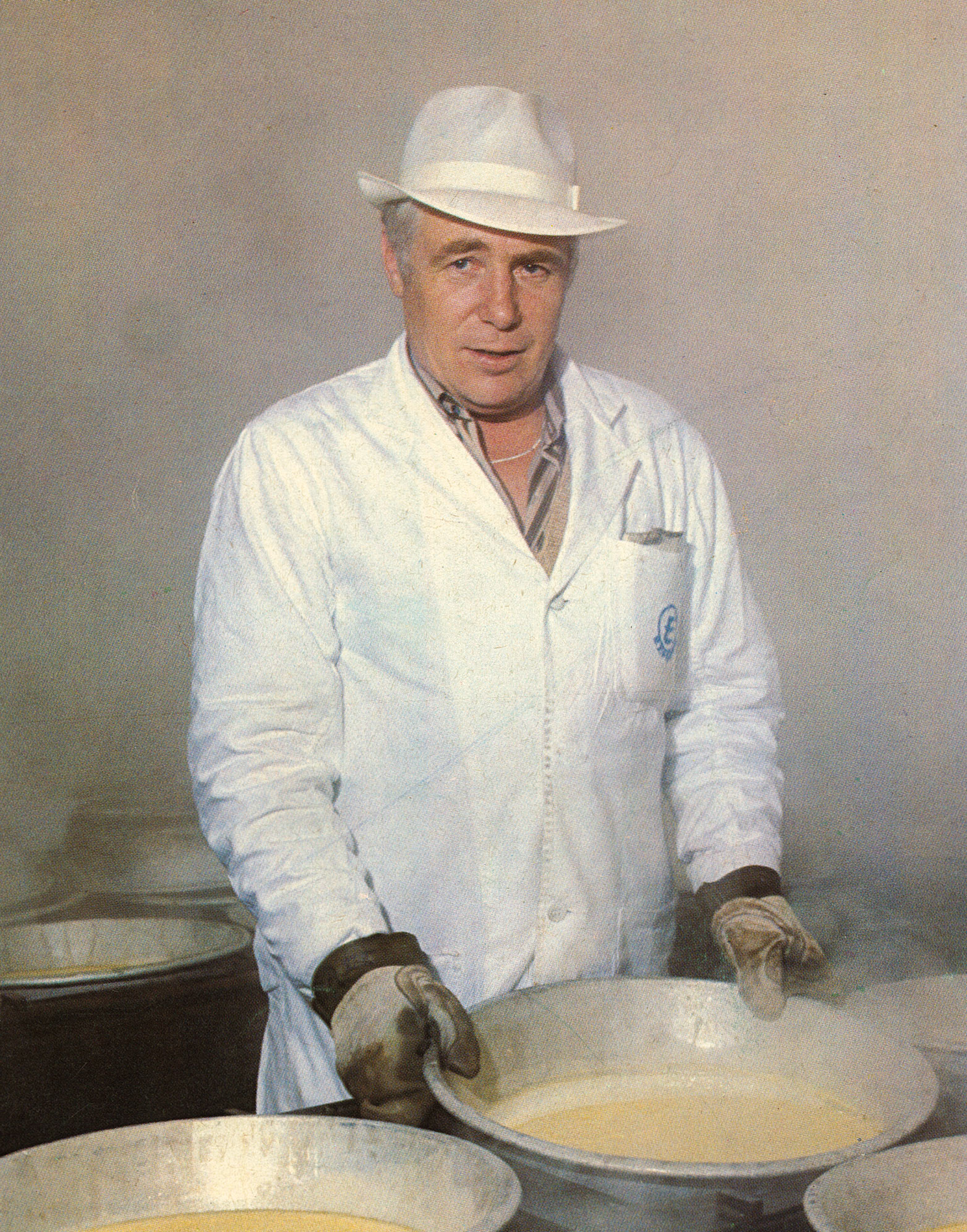 1981 Don Willey, creamery supervisor at Exeter with another batch of clotted cream