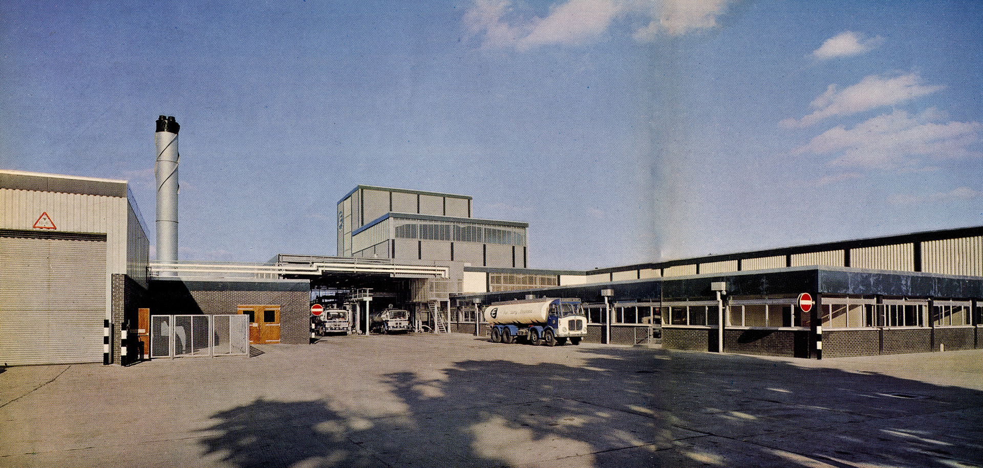 1969 Honiton Creamery (Express News Christmas)