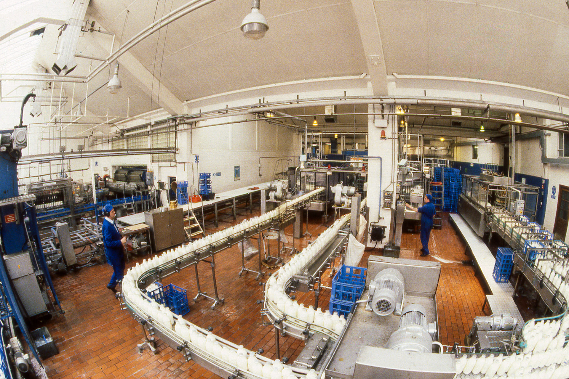 1980's South Morden bottling line 3 (Courtesy Dave Fane)