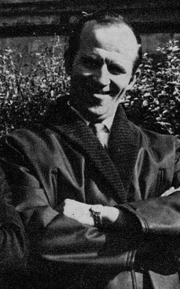 1975 Ken Northover, Petersham Farm manager. Raffaele Ralph Phillips comments "I first met Ken when l was an apprentice at Morden South maintenance garage, we had to travel to Petersham Farm to service the tractor!! He was a typical farmer, with his Ooh arr accent, l thought he was from the West Country and not upper-class Richmond!!, but all in all he seemed a nice bloke. Strangely enough, very much later in life, I would walk along the River Thames from Teddington Lock to Richmond with the missus and would pass the farm frequently, which brought back memories of working at the farm on his Service Van (Ford Transit) and the old tractor!! " (Express News Christmas)